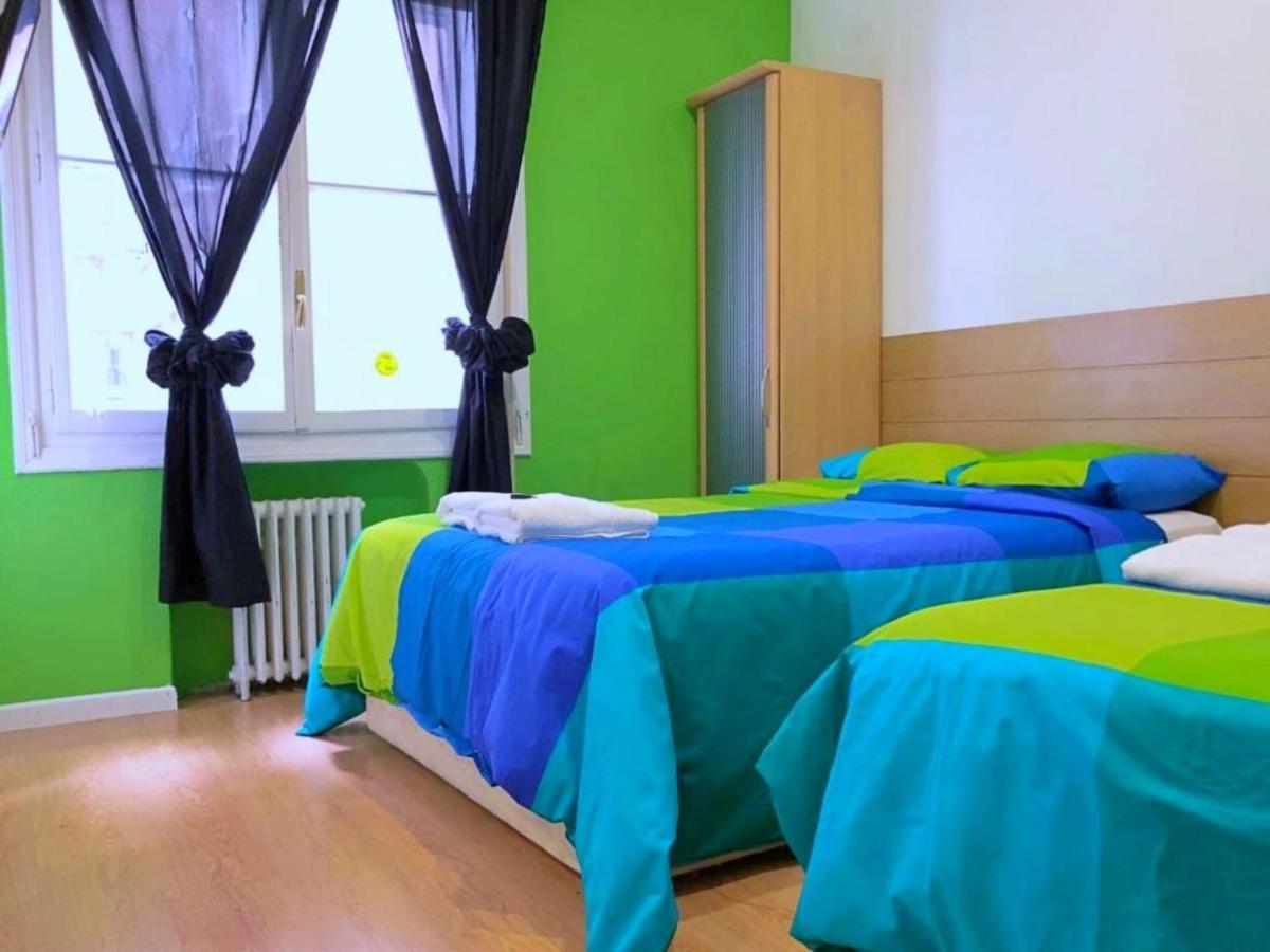 Apartamentos Smartrenting Gran Via 마드리드 외부 사진